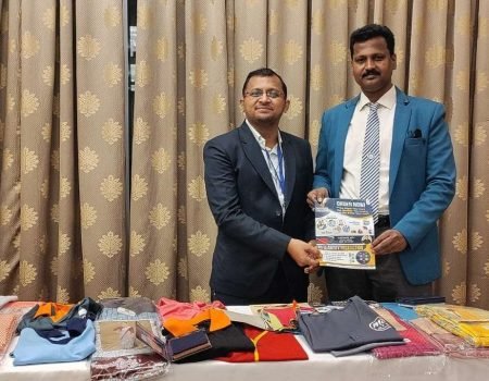 Vanigam-Busienss-Meet-Stall-from-Mayuri-Uniorms